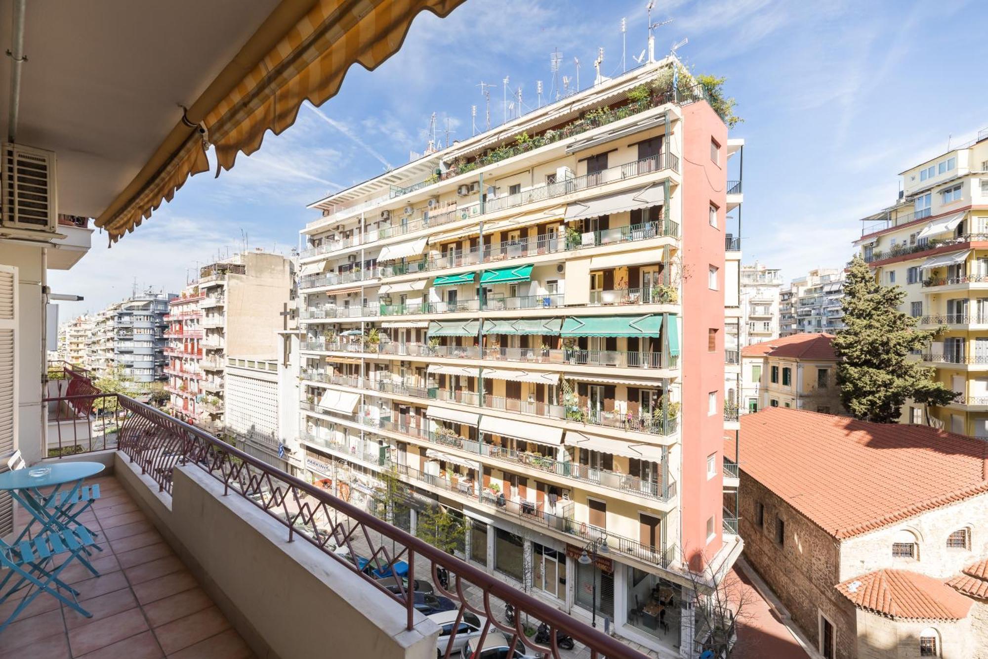 Danae By Halu! 2-Bedroom Apartment In The Center Thessaloniki Exterior photo